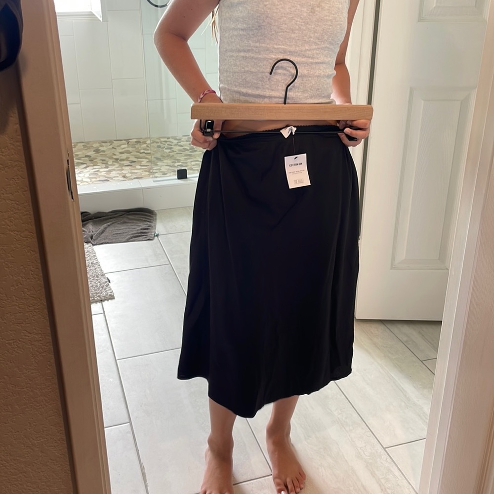 Brand new cotton on black skirt/midi